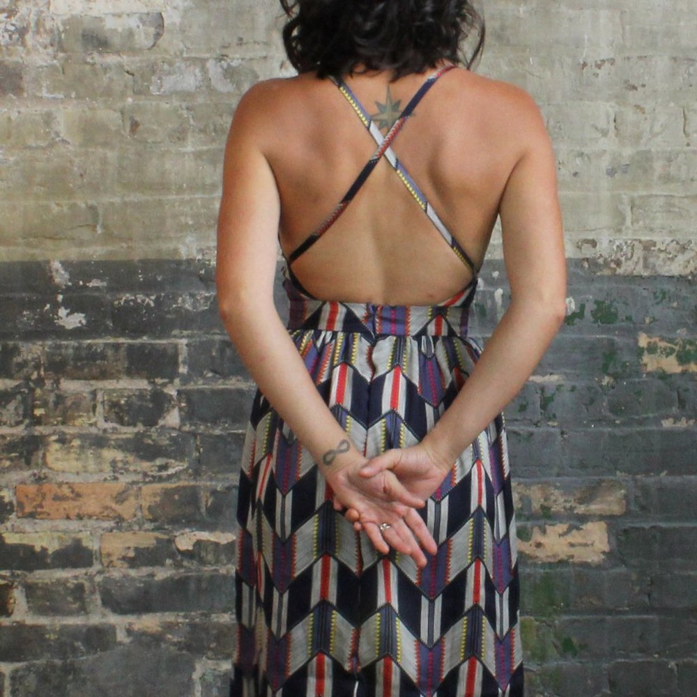 NWT Miss Lulo Backless Chevron Dress